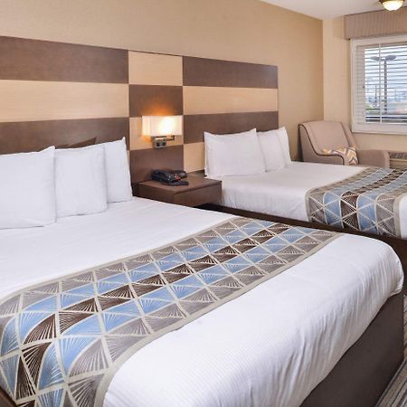 Good Living Inn San Carlos Buitenkant foto