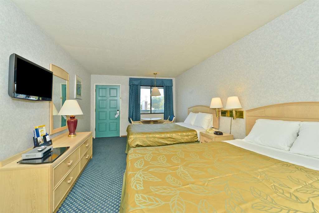 Good Living Inn San Carlos Kamer foto